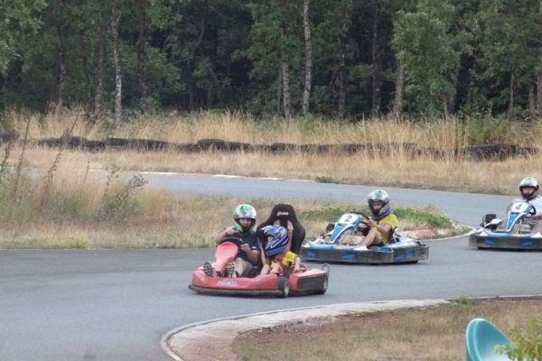 01-kart-biplaceA9C6D75E-C746-6AAE-E51D-C1247CE39AFB.jpg